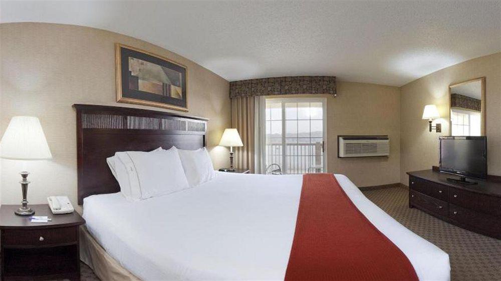 Holiday Inn Express Le Claire Riverfront-Davenport By Ihg Exterior foto