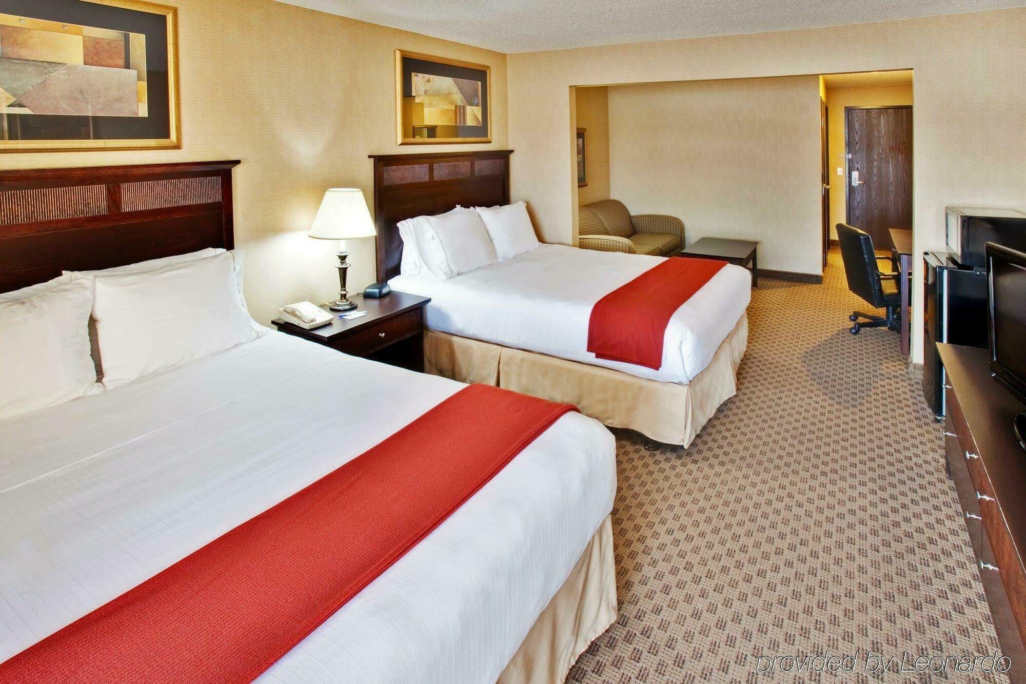 Holiday Inn Express Le Claire Riverfront-Davenport By Ihg Exterior foto