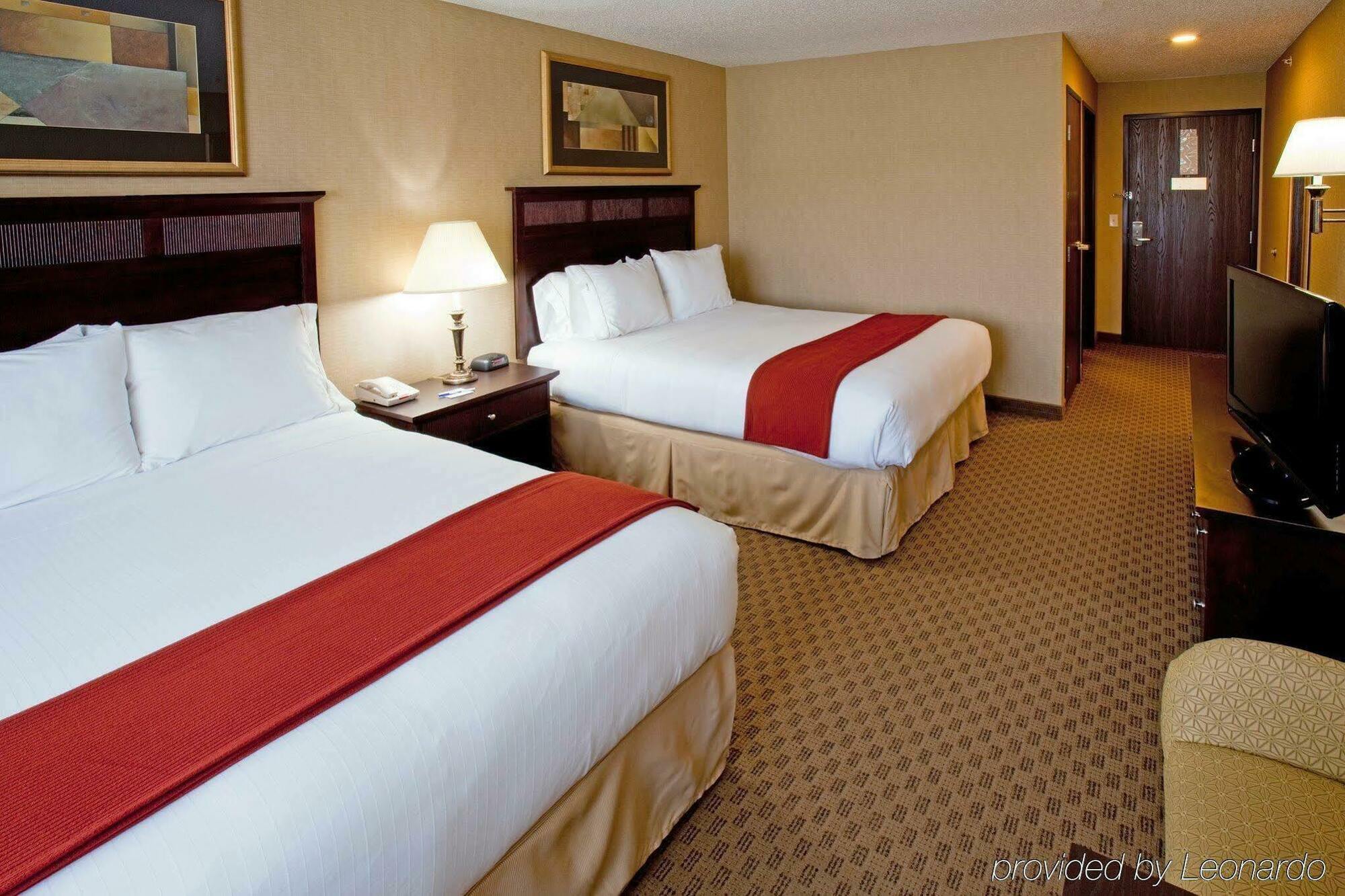 Holiday Inn Express Le Claire Riverfront-Davenport By Ihg Exterior foto